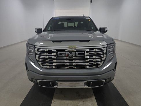 Used 2025 GMC Sierra 1500 Denali image 4