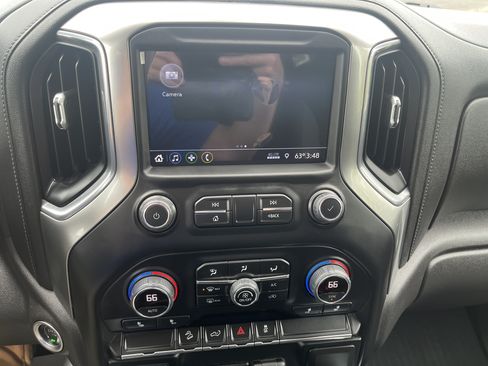 Used 2021 Chevrolet Silverado 1500 LT Trail Boss w/ Bed Protection Package AWD/4WD image 24