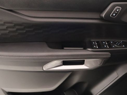 Used 2024 Ford Ranger XLT w/ FX4 Off-Road Package AWD/4WD image 15