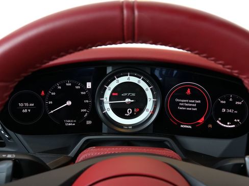 Used 2024 Porsche 911 AWD/4WD image 17