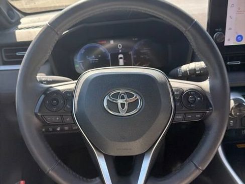 Used 2024 Toyota RAV4 XSE w/ Advanced Technology Package AWD/4WD image 15