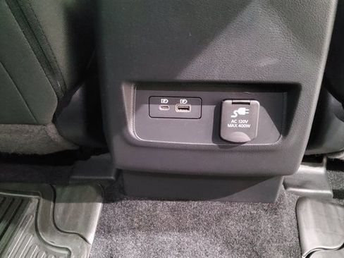 Used 2023 Nissan Frontier PRO-4X w/ Pro Convenience Package image 22