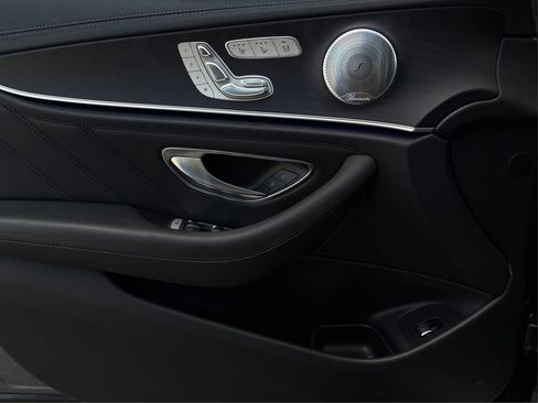 Used 2019 Mercedes-Benz E 53 AMG 4MATIC Sedan image 21