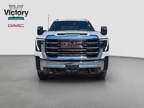 Used 2025 GMC Sierra 2500 SLT w/ SLT Premium Package AWD/4WD image 2
