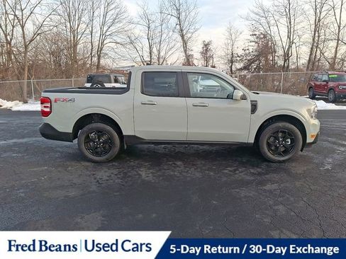 Certified 2022 Ford Maverick Lariat w/ Equipment Group 500A Standard image 13