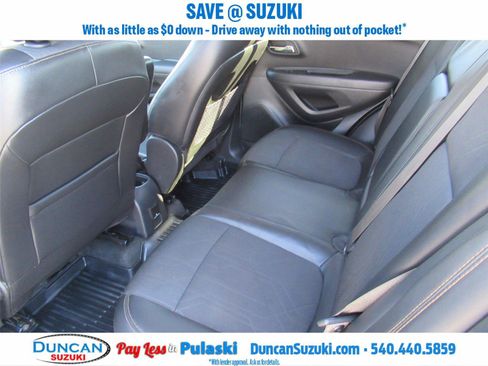 Used 2018 Chevrolet Trax LT w/ LT Convenience Package image 13