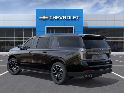 New 2026 Chevrolet Suburban RST w/ Comfort Package AWD/4WD image 3