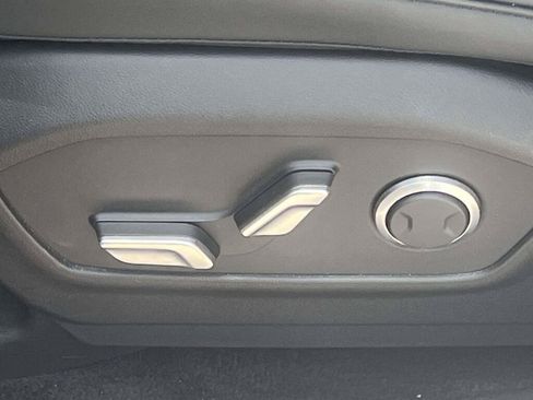 Used 2026 Hyundai Santa Fe SEL AWD/4WD image 16