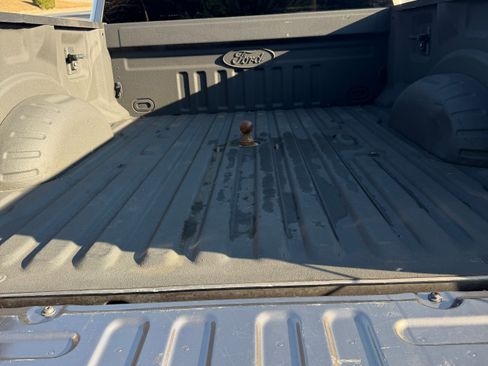 Used 2019 Ford F250 Lariat w/ Chrome Package image 10