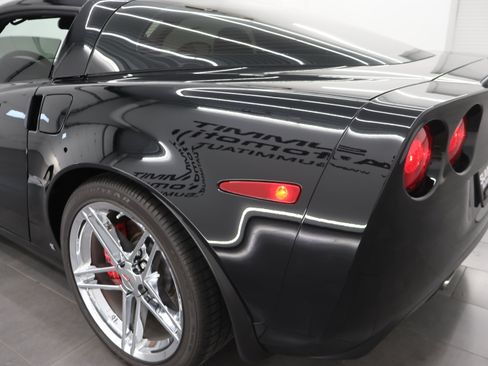 Used 2008 Chevrolet Corvette Z06 w/ Preferred Equipment Group RWD image 26