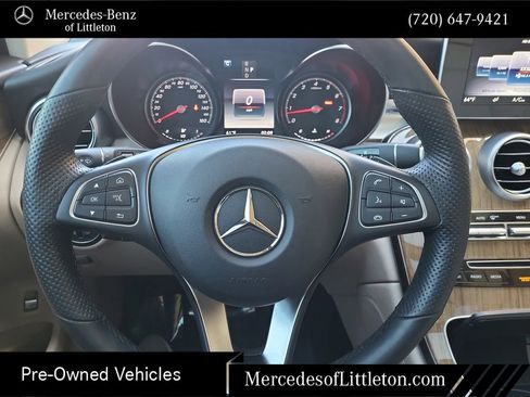 Used 2019 Mercedes-Benz GLC 300 4MATIC image 25