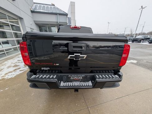 Used 2020 Chevrolet Colorado LT w/ Redline Special Edition image 10