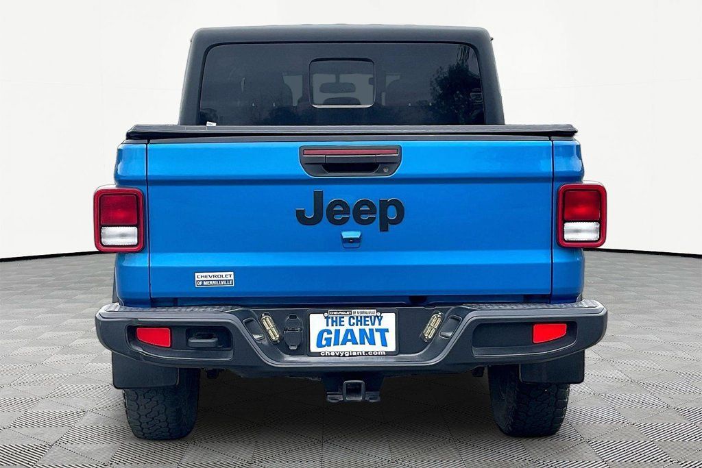 Used 2022 Jeep Gladiator Sport AWD/4WD image 5
