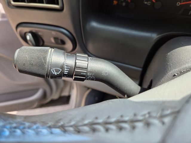 Used 2001 Ford Excursion XLT RWD image 24