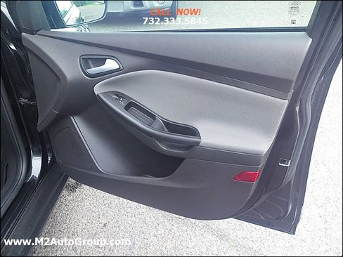 Used 2013 Ford Focus SE image 20
