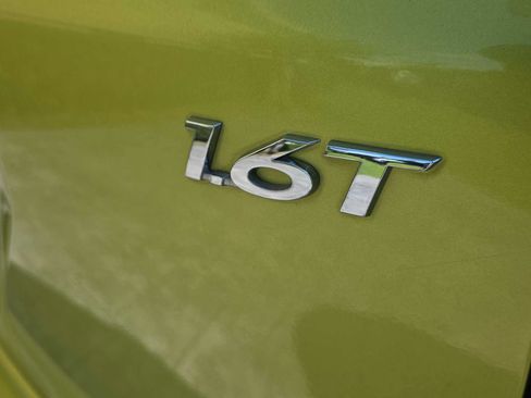 Used 2020 Hyundai Kona Limited w/ Cargo Package FWD image 6