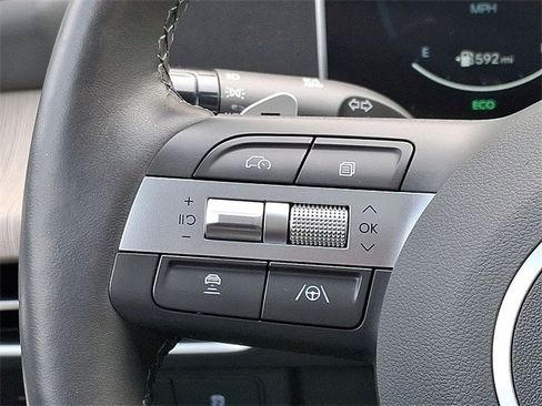 Certified 2024 Hyundai Sonata Limited image 17