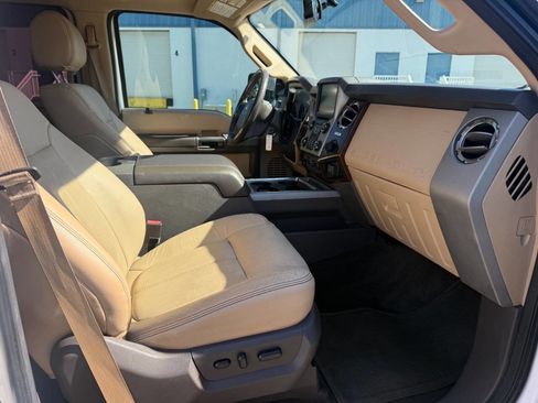 Used 2016 Ford F250 Lariat w/ Lariat Ultimate Package image 55