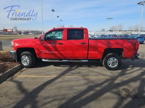 Used 2015 Chevrolet Silverado 2500 LT w/ LT Convenience Package AWD/4WD image 2