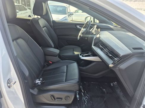 Used 2023 Audi Q4 e-tron Prestige AWD/4WD image 24