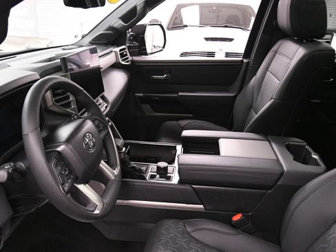 Certified 2025 Toyota Sequoia Limited w/ Tow Technology Package AWD/4WD image 21