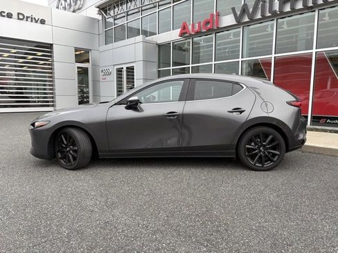 Used 2022 MAZDA MAZDA3 s image 3