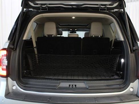 Used 2023 Ford Expedition Max Limited image 33