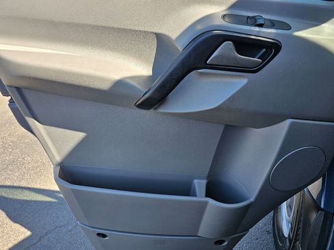 Used 2018 Mercedes-Benz Sprinter 2500 image 20