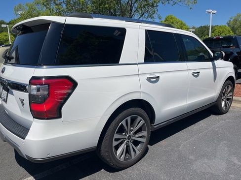 Used 2020 Ford Expedition Limited w/ Equipment Group 302A AWD/4WD image 3