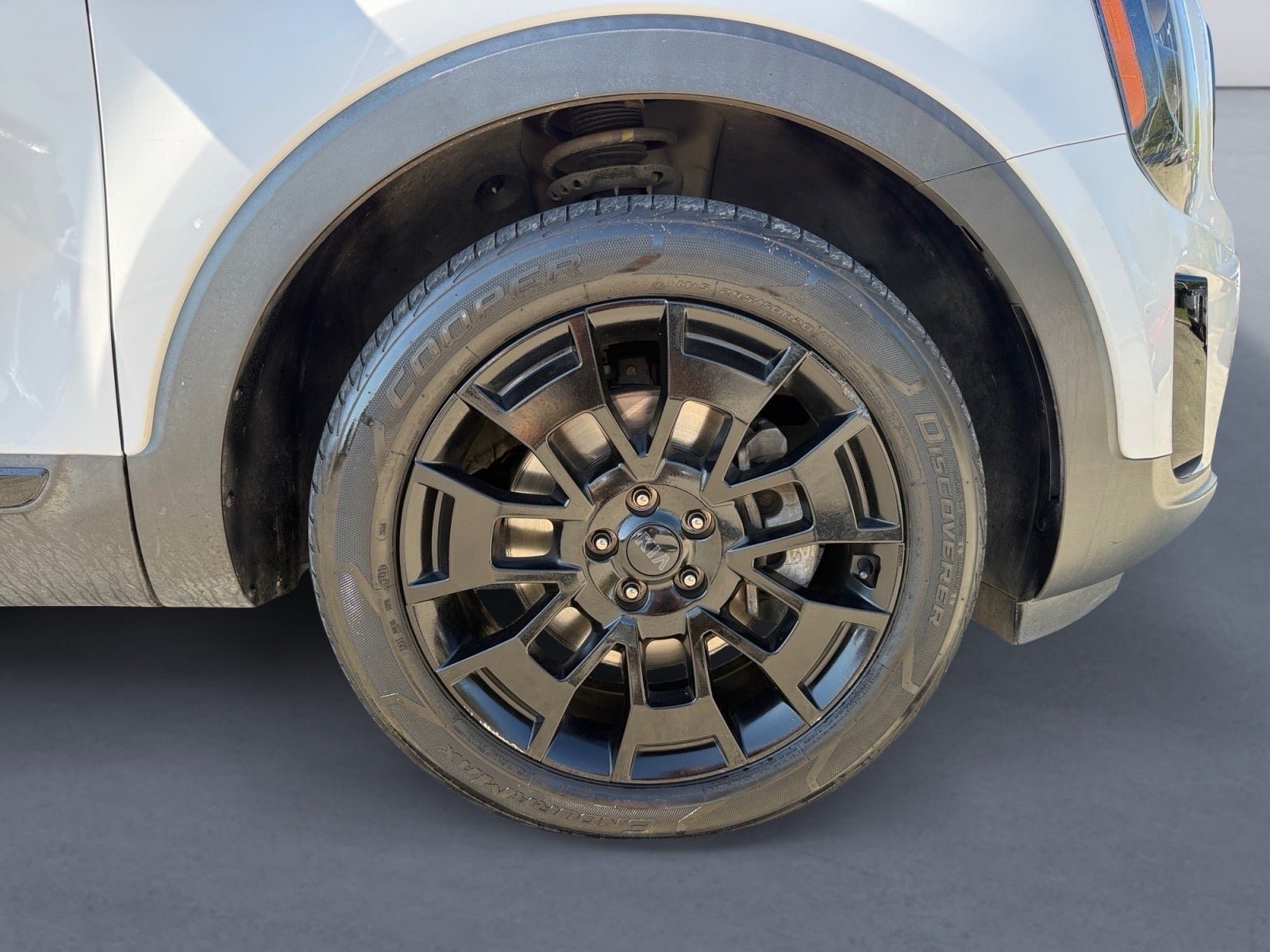 Used 2021 Kia Telluride SX w/ Nightfall Edition Package AWD/4WD image 9