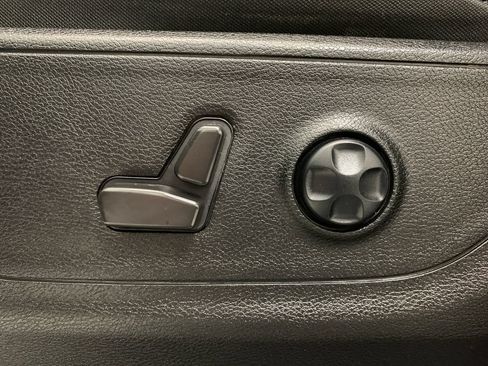 Used 2021 RAM 1500 Big Horn AWD/4WD image 5