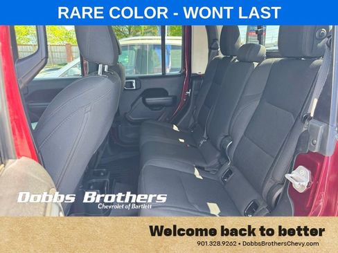 Used 2021 Jeep Gladiator Sport AWD/4WD image 27