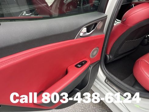 Used 2020 Kia Stinger GT2 image 12