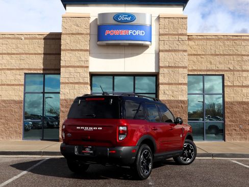 New 2025 Ford Bronco Sport Outer Banks w/ Outer Banks Tech Package+ AWD/4WD image 5