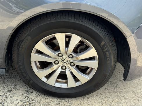 Used 2014 Honda Odyssey EX-L image 36