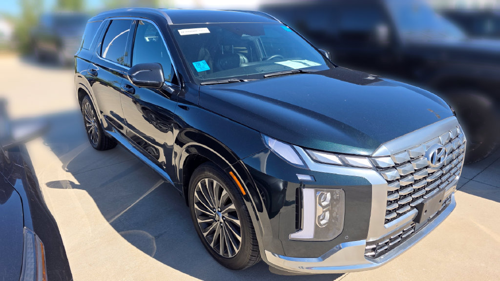 Used 2023 Hyundai Palisade Calligraphy w/ Winter Package AWD/4WD image 5