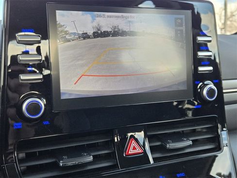 Used 2022 Hyundai Ioniq SE image 11