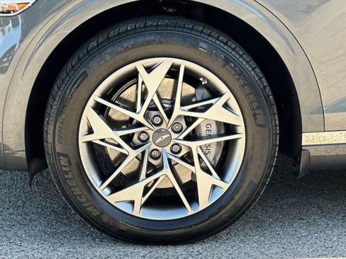 Used 2023 Genesis GV70 2.5T w/ Select Package image 28