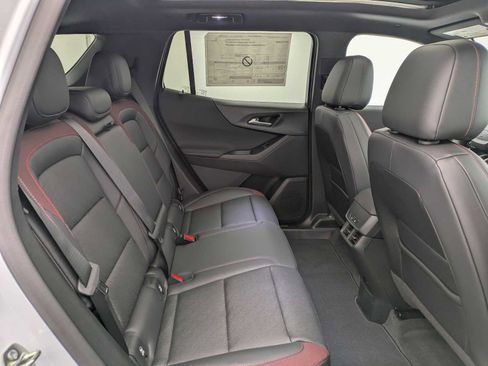 New 2026 Chevrolet Equinox RS w/ Convenience Package III AWD/4WD image 22