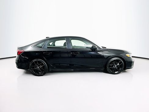 Used 2025 Honda Civic Sport image 10