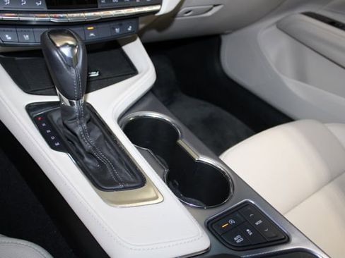 Certified 2025 Cadillac CT4 Premium Luxury AWD/4WD image 21