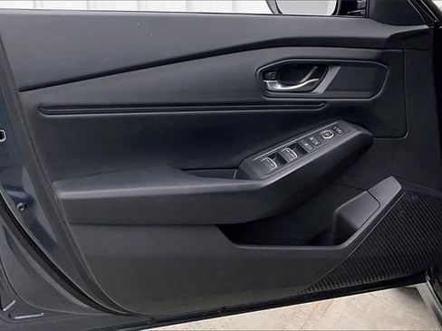 Certified 2024 Honda Accord EX image 21