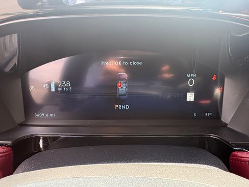 Certified 2025 Lincoln Corsair Reserve AWD/4WD image 18