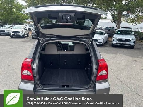 Used 2012 Dodge Caliber SXT FWD image 33