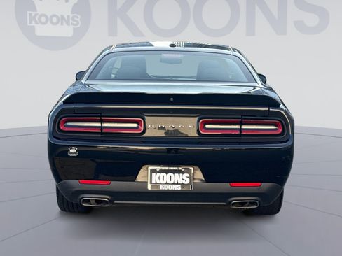 Used 2021 Dodge Challenger SXT RWD image 5