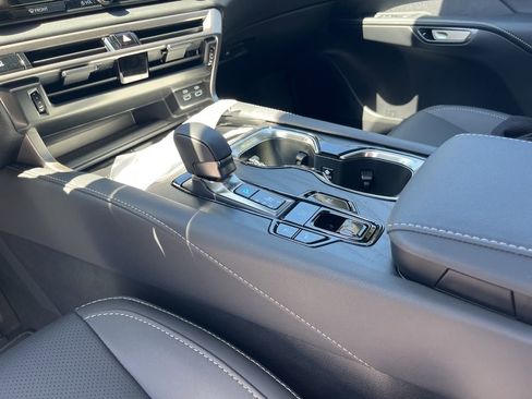 New 2026 Lexus RX 350h AWD/4WD image 13