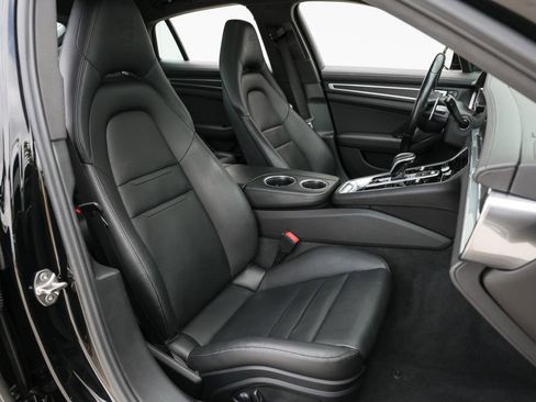 Used 2022 Porsche Panamera Platinum Edition RWD image 22