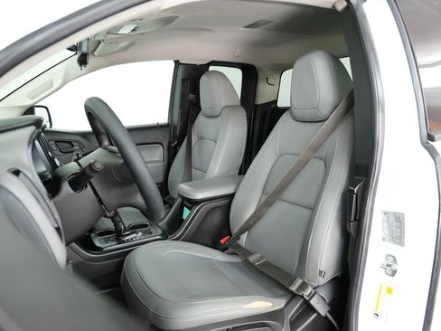 Used 2018 Chevrolet Colorado W/T image 30