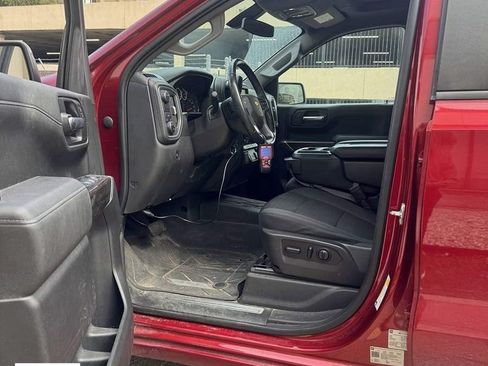 Used 2021 Chevrolet Silverado 1500 LT w/ Bed Protection Package image 8