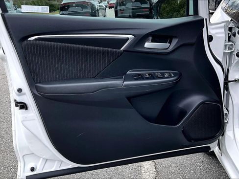 Used 2019 Honda Fit EX image 9